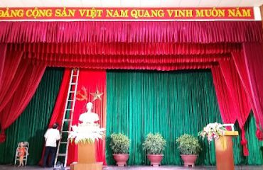 Tìm mua các mẫu phông rèm trang trí hội nghị giá rẻ năm 2022